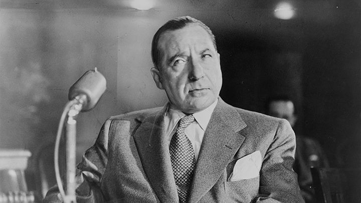 Frank Costello was one of the few Italian mafia bosses to actually possess the characteristics of Vito Corleone or Don Salieri. It made us like them. - How Historically Accurate Mafia Is? We analyze the Definitive Edition - dokument - 2020-10-09