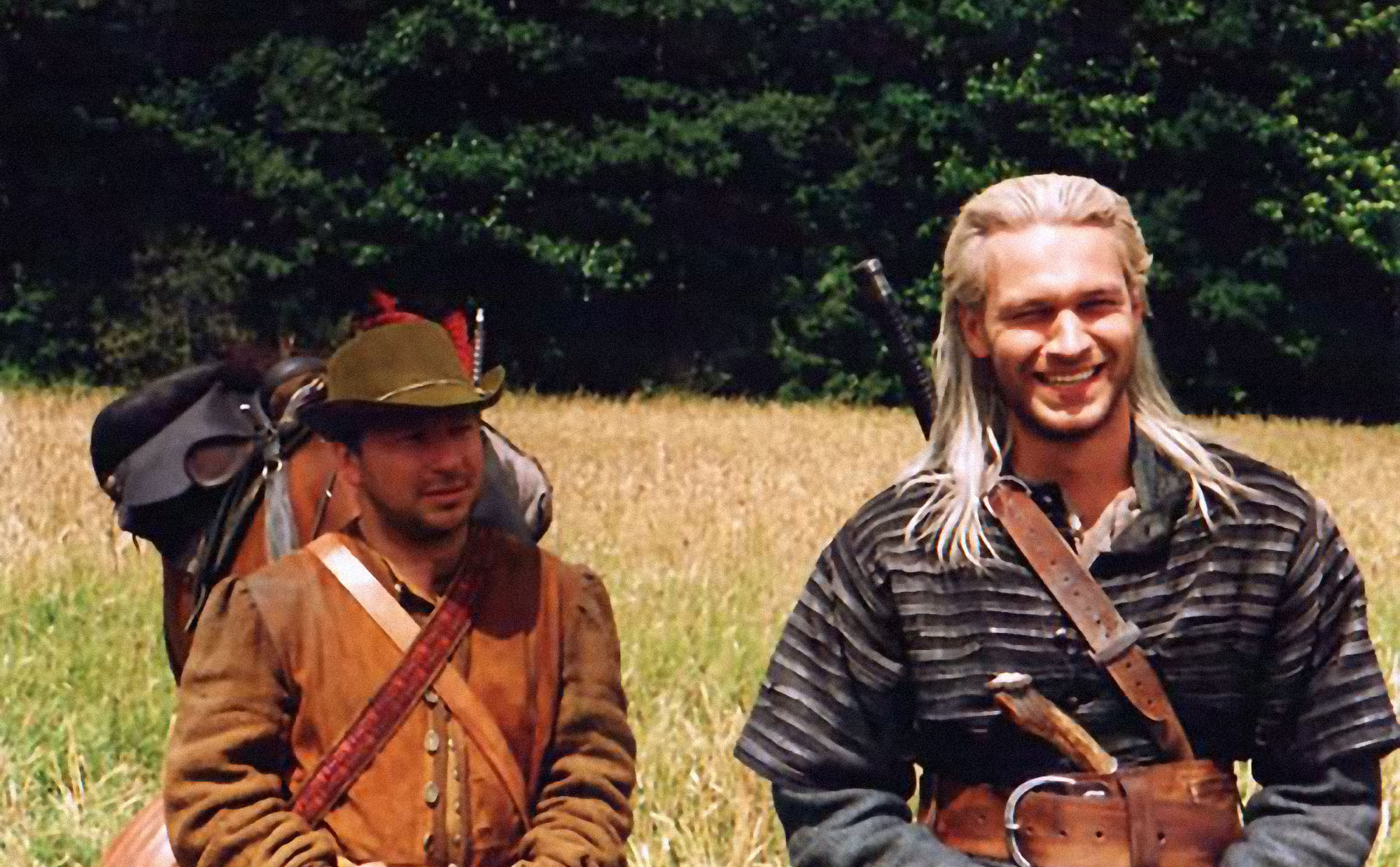 Zamachowski (Jaskier) and Zebrowski (Geralt) in the Polish original. The movie was strongly criticized, but you can’t deny its charm. (Fun fact – Zebrowski will be the voice of Johnny Silverhand in Cyberpunk 2077) - No Money? No Problem! Alzur's Legacy – the Ambitious, Independent Witcher Movie - dokument - 2019-10-01