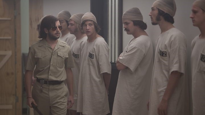 The Stanford experiment inspired many films, including The Stanford Prison Experiment (2015). - 13 Sick Things We Did to The Sims - dokument - 2020-08-04