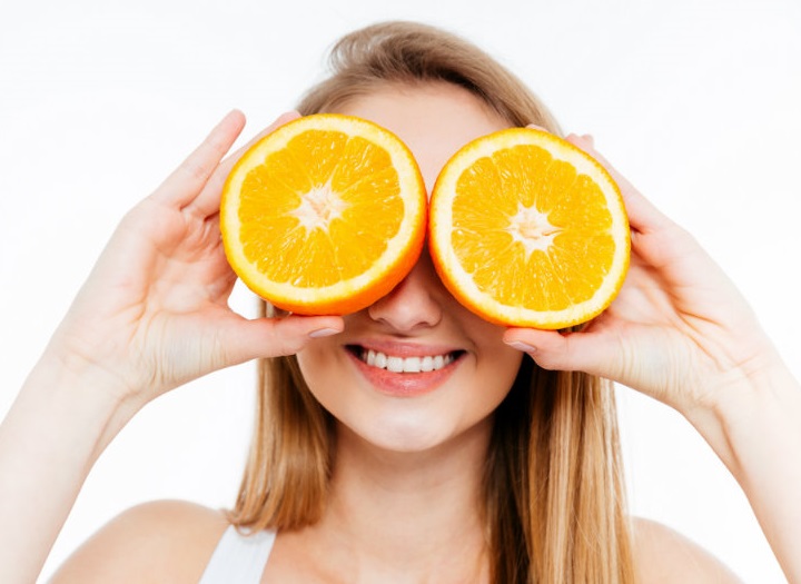 Citrus fruits can have a positive effect on our eyes. Remember that they have to be eaten and not rubbed in. - Eyes and Video Games – How to Take Care of Your Eyesight as a Gamer? - dokument - 2019-10-02