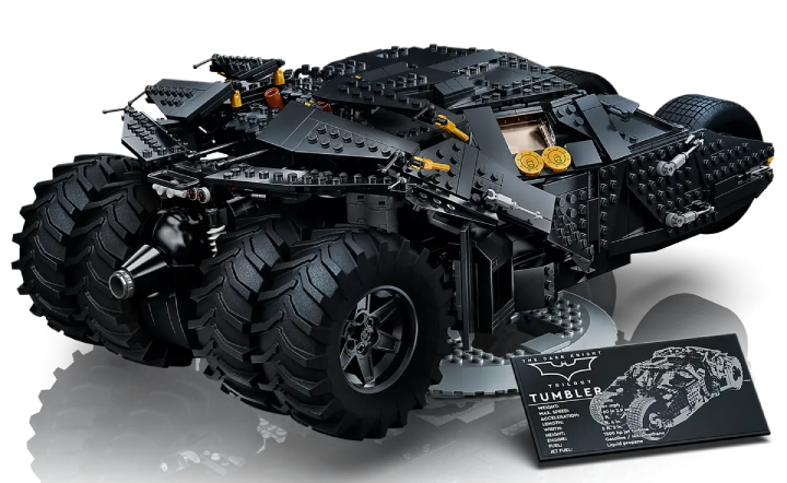 Materiały promocyjne, Lego.pl. - Takim czołgiem nawet Gustlik by nie pogardził, zwłaszcza gdyby widział, w jakiej jest promocji. LEGO Batmobil Tumbler to majstersztyk - wiadomość - 2024-05-11