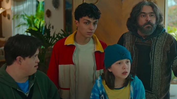 Jorge, Toto, Jana and Moi | Welcome to the Family, Netflix, 2025 - The cast and characters of Welcome to the Family. Who's who in Netflix's Mexican series - news - 2025-03-13