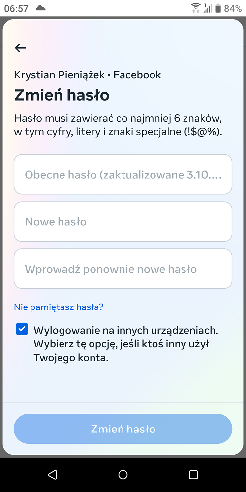 Przy zmianie hasła na Facebooku należy podać zarówno nowe, jak i bieżące hasło. Źródło: własne / Facebook.