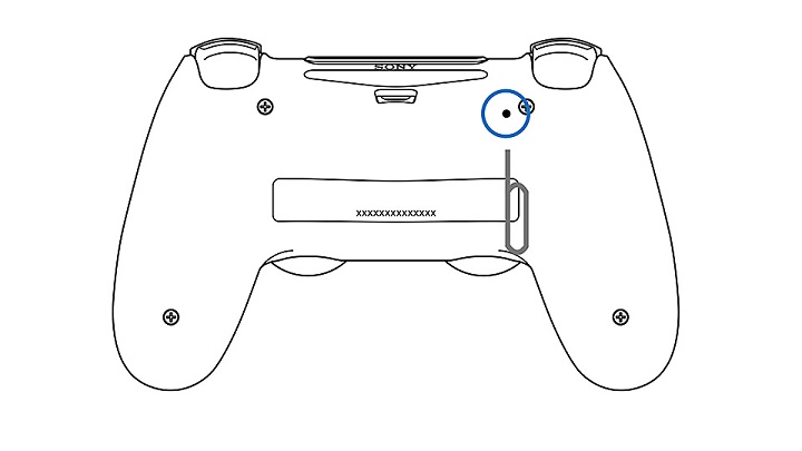 W DualShocku 4 ukryto przycisk do resetowania pada. Źródło: Sony Interactive Entertainment. - Jak podłączyć pada PS4 do PC? Opisujemy krok po kroku i pokazujemy rozwiązania problemów - wiadomość - 2024-06-04