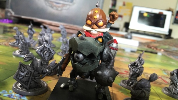 League of Legends to get a board game called Mechs Vs. Minions - picture #1