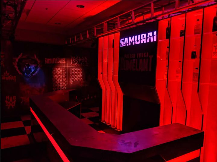 Cyberpunk 2077s E3 2019 Booth Looks Like a Futuristic Bar - picture #5