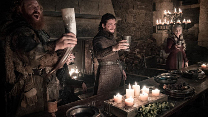 Game of Thrones Creators Comment on the Coffee Cup Slip-up - picture #1