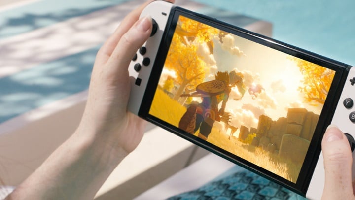 Źródło: Nintendo, grafika promocyjna. - Może i Steam Deck jest od niej lepszy, ale w tej cenie konsola Nintendo Switch OLED i tak zdobędzie serce niejednego użytkownika - wiadomość - 2024-05-24