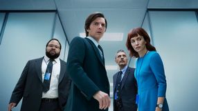 „Jestem zazdrosny”. Twórca mrocznego sci-fi Netflixa nie oglądał Rozdzielenia, ponieważ hit Apple TV+ jest uznawany za „lepsze Czarne lustro”