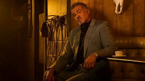 Flagowy serial kryminalny SkyShowtime doczeka się własnego uniwersum. Samuel L. Jackson wkroczy do mafijnego świata Sylvestra Stallone’a w spin-offie Tulsa King