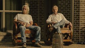 W tym tygodniu Netflix i SkyShowtime powalczą o uwagę widzów: jeden z najlepszych filmów roku i kontynuacja serialowego hitu debiutują tego samego dnia