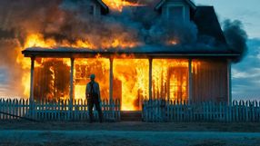 Na Netflixie jest teraz jeden z najlepszych seriali SkyShowtime, a mało kto go ogląda. Opowiedziana w 10 odcinkach wciągająca historia z niemal 90% na Rotten Tomatoes