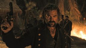 Dziś premiera „trzymającego w napięciu” thrillera kostiumowego z Karlem Urbanem, to najważniejsza nowość akcji na Prime Video w tym tygodniu