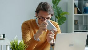 Internet to „trzy serwisy społecznościowe i YouTube”. Brytyjczycy tracą zainteresowanie siecią