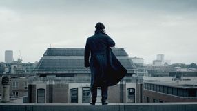 Ma 13 odcinków, a pierwszy sezon jest polecany aż przez 97% widzów. Kultowy serial kryminalny dziś wjechał na Disney+