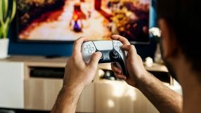 Sony wytacza ciężkie działa przeciwko piratom. Aktualizacja PS5 14.10 odcina dostęp do sieci