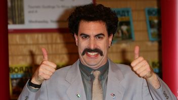Recenzje filmu Borat 2 - Sacha Baron Cohen bawi i przeraża