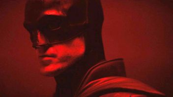 Zimowe Gotham w The Batman - zobacz nową jaskinię człowieka-nietoperza