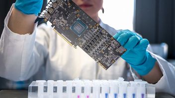 Domowej roboty RTX 2060 z 12 GB pamięci; Rosjanin uprzedza Nvidię