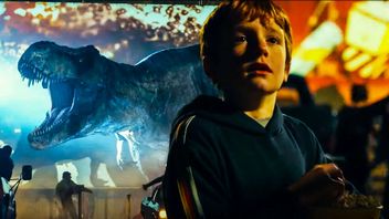 Chris Pratt poskramia dinozaura na nowym ujęciu z Jurassic World  3