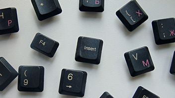 Naprawił kuchenkę z pomocą klawiatury dla graczy