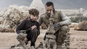 Jaki jest plan na dalszą historię Raised by Wolves? Showrunner odpowiada