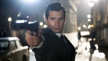 Henry Cavill niczym James Bond na pierwszym zdjęciu z Argylle