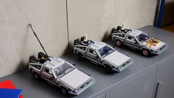 Superszczegółowy LEGO DeLorean z Powrotu do przyszłości to gratka dla fanów