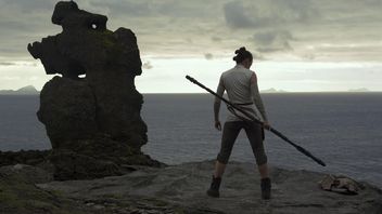 Rian Johnson staje w obronie Star Wars The Last Jedi i odpiera krytykę fanów