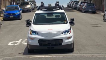 Niezwykła akcja policji. Zatrzymała samochód bez kierowcy