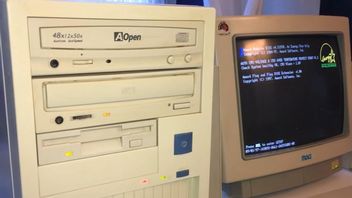 Youtuber kupił komputer za 1 euro. Zobacz, jak działa