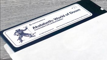 Oszust sprzedał podróbki kultowych gier za ok. 500 tys. zł, zanim odkryto puste dyski