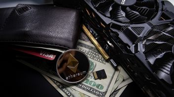 Bitcoin leci w dół, a karty graficzne tanieją