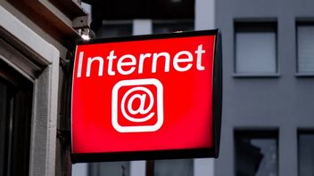 Kto najczęściej korzysta z Wi-Fi sąsiada? Są wyniki badania