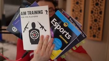 Wydał ponad 1000 zł na książki do CSGO; ich zawartość to śmiech na sali