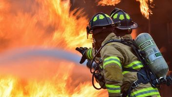 4 pożary tygodniowo. Problem z elektrycznymi rowerami