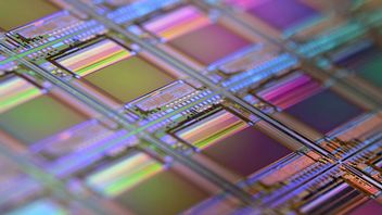 Chińczycy robią wolniejsze procesory, by uniknąć sankcji