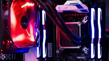 X-kom zadziwia promocjami na Black Week. Wielkie obniżki cen na elektronikę