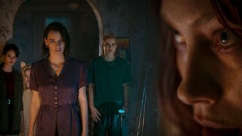 Zwiastuny Evil Dead Rise pokazują, że prawdziwa matka kocha na zabój