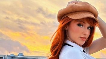 Amouranth zmienia basen na ring, zaliczy bokserski debiut