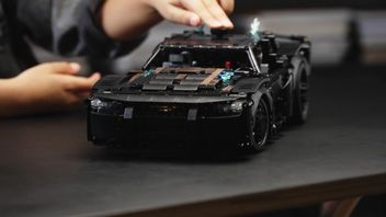 Batmobil LEGO Technic w wyprzedaży na Amazon.pl