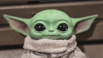 Miecze świetlne i figurki ze Star Wars w wyprzedaży na Amazon.pl