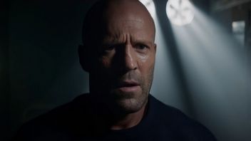 Jason Statham w zwiastunie Meg 2 walczy z największym rekinem, jakiego ktokolwiek widział