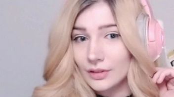 Widz chciał obrazić streamerkę wysyłając ją do kuchni. Takiej reakcji się nie spodziewał