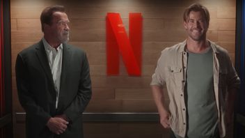 „Nawet nie stoją obok siebie” - klip Netflixa ze Schwarzeneggerem i Hemsworthem nie przekonał fanów