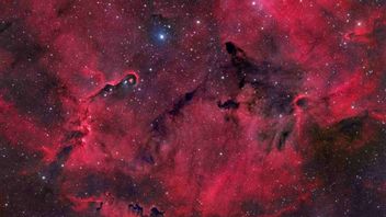 Kosmiczny smog sprzed 12 miliardów lat, pierwsza taka obserwacja w historii