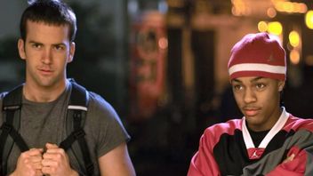 Jeśli naciśniesz pauzę w 44 minucie i 49 sekundzie filmu Szybcy i wściekli 3, to odkryjesz wspaniały easter egg