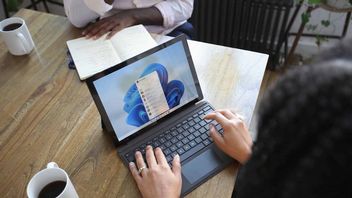 Przyszłość Windowsa jest w chmurze; Microsoft prezentuje swoją wizję systemu