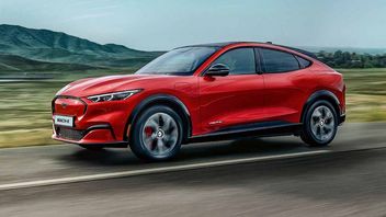 Samochody elektryczne są winne zwolnień - twierdzi Ford