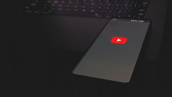 YouTube rusza z quizami, nowa funkcja dostępna również na PC